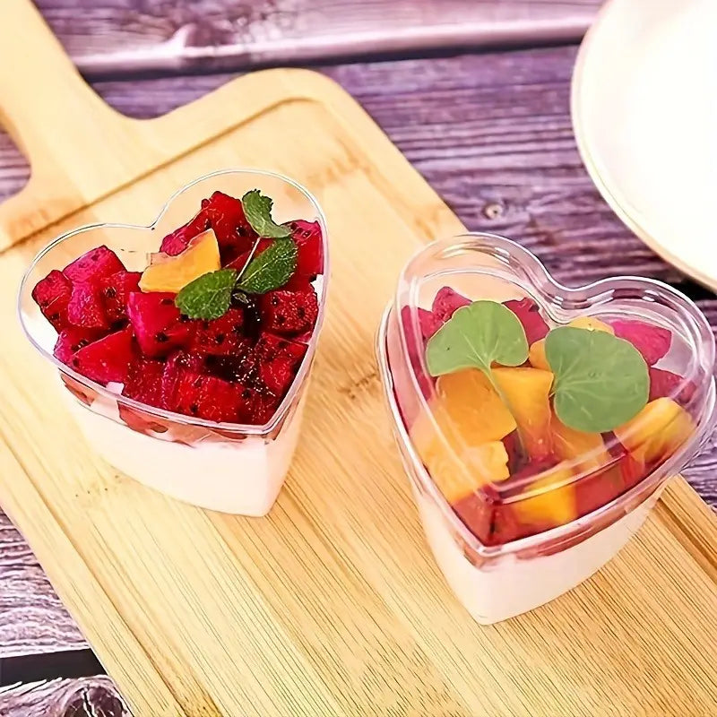 Heart-Shaped Dessert Cups with Lid β Transparent Plastic Containers for Cakes, Fruits, Parfaits & Pudding
