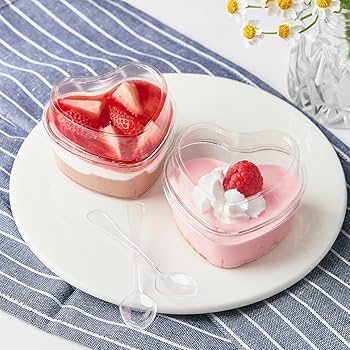 Heart-Shaped Dessert Cups with Lid β Transparent Plastic Containers for Cakes, Fruits, Parfaits & Pudding
