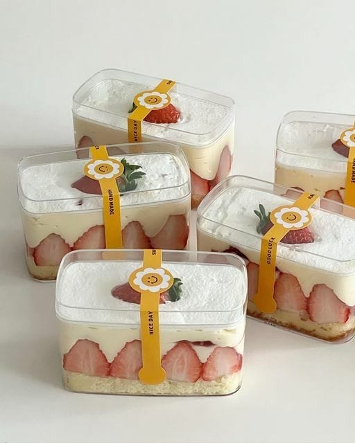 SMALL ACRYLIC RECTANGLE DESSERT TUB | ACRYLIC CAKE BOX