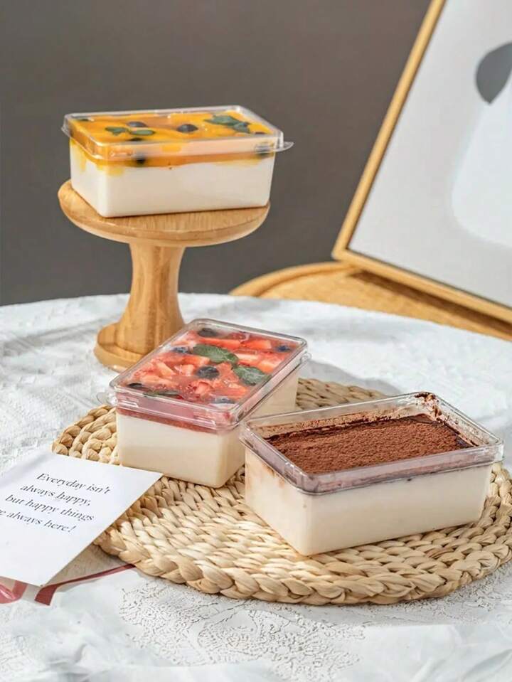RECTANGLE PLASTIC DESSERT CONTAINER / TIRAMISU BOX