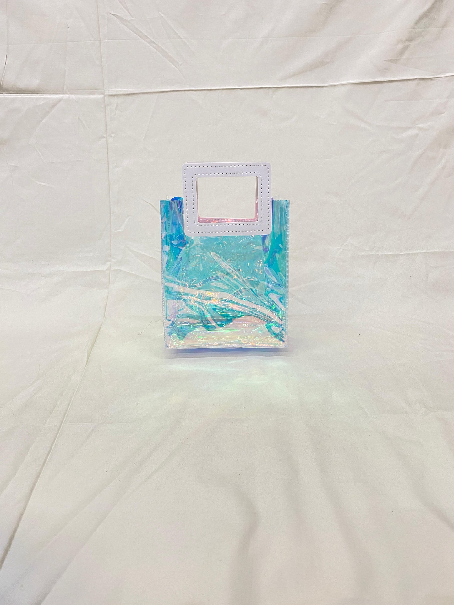 HOLOGRAPHIC GIFT BAG WITH HANDLE (PACK OF 10)