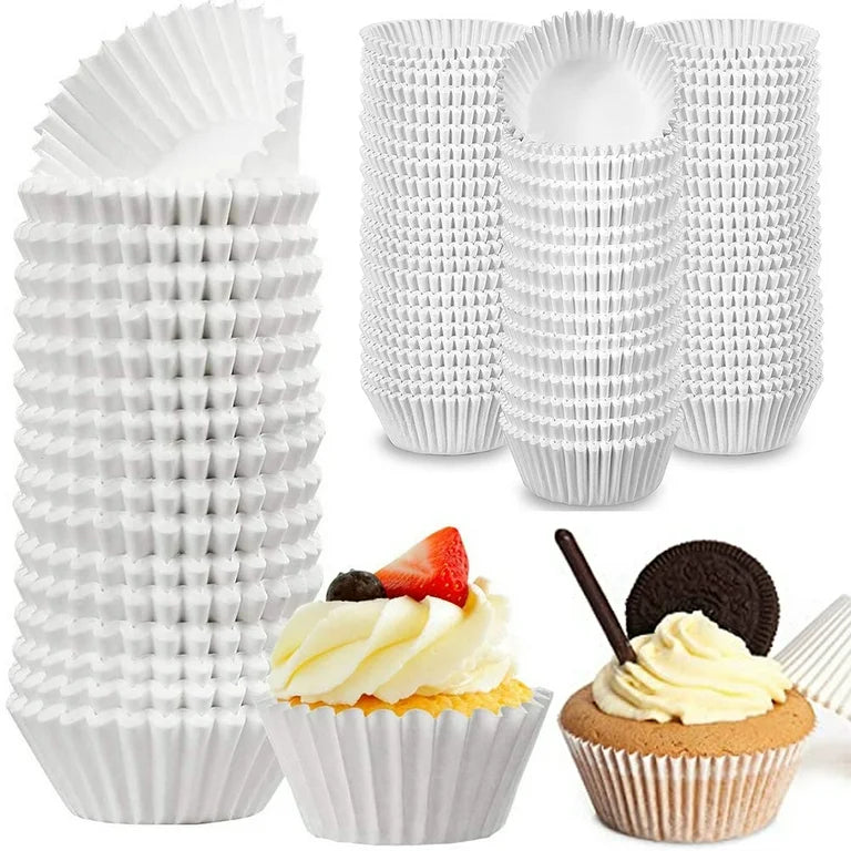 WHITE CUPCAKE LINER , BAKING CUPS / PAPER LINERS (PACK OF 500PCS) ( 8cms)