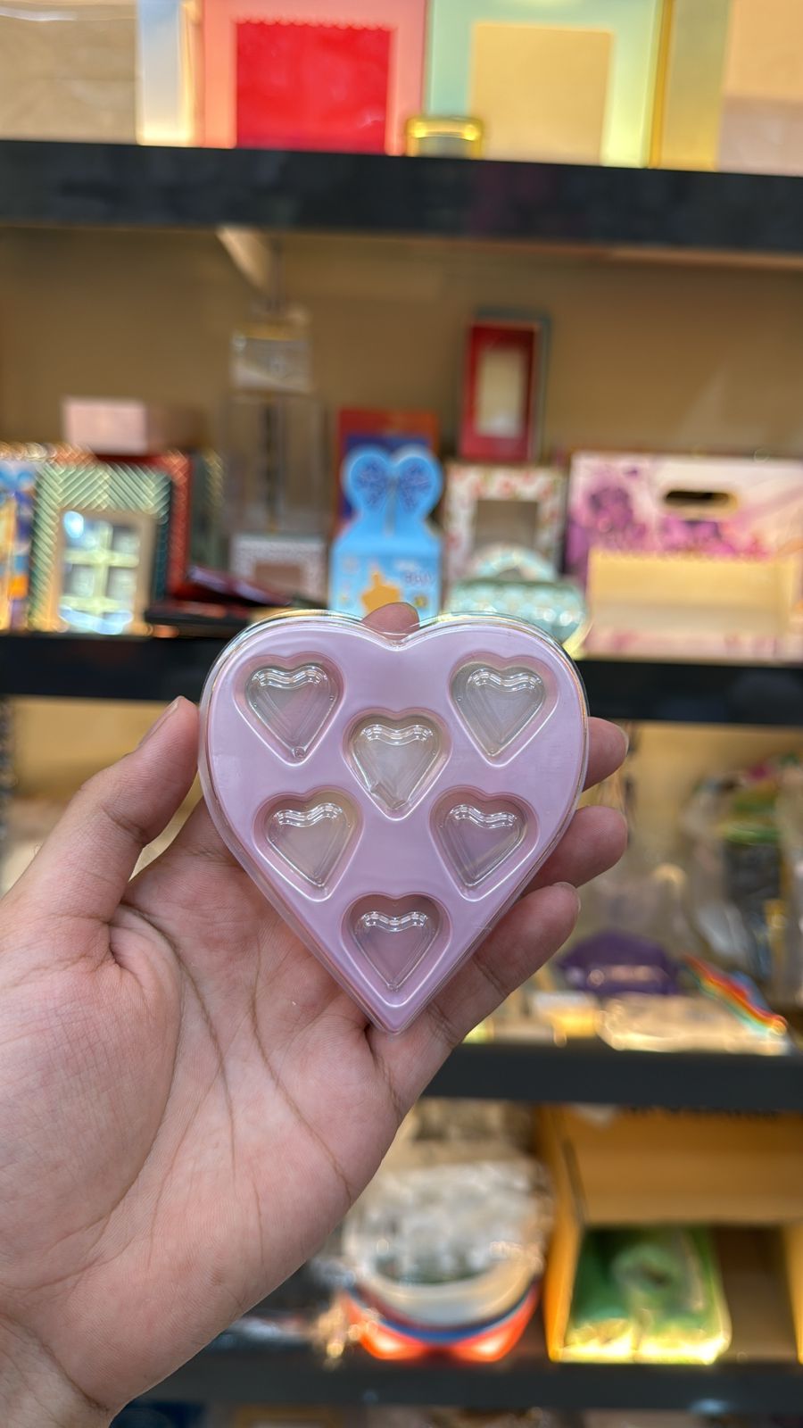 6 LITTLE HEART BOX (PACK OF 10)
