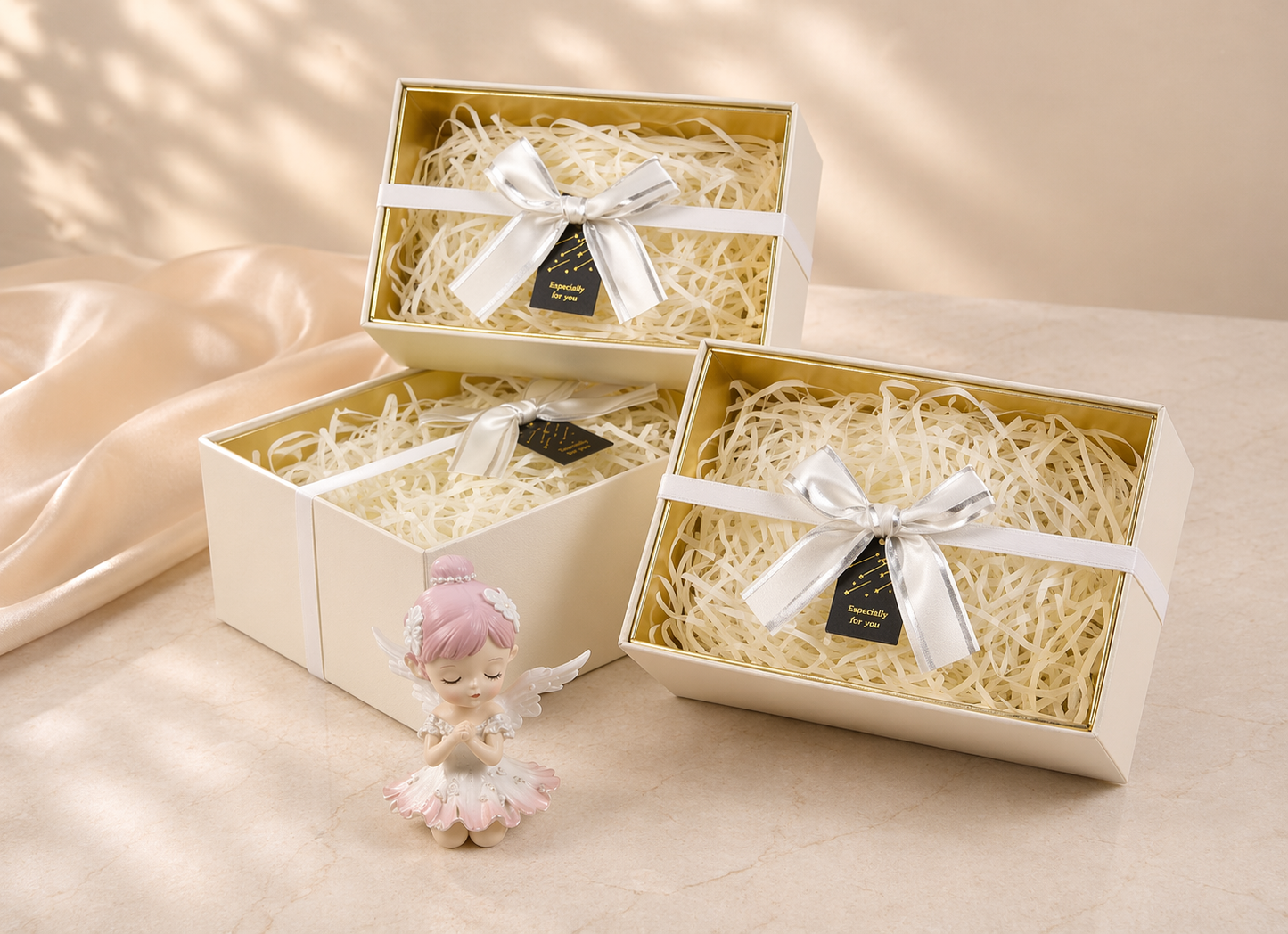 Ivory Premium Rectangle Acrylic Lid Gift Box Set (Set of 3) with Ribbon & Fillers
