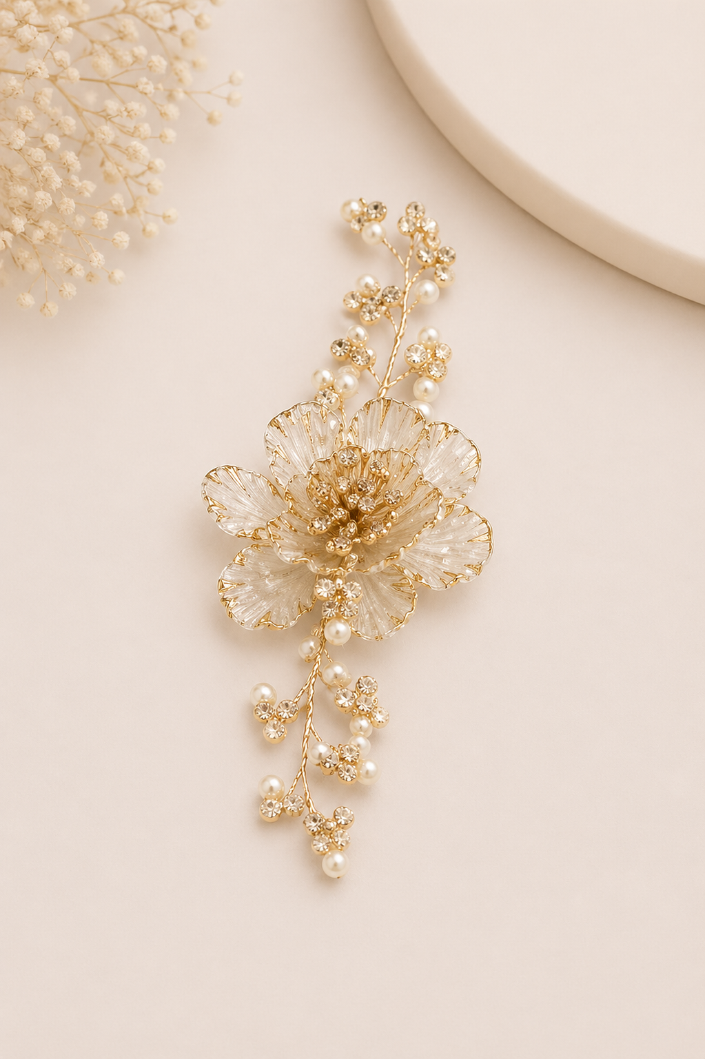 Luxury Long Floral Brooch with Pearl & Crystal Spray – Premium Hamper & Styling Accessory