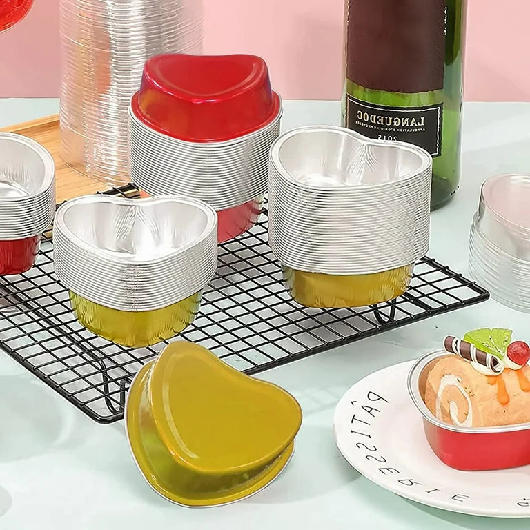 Golden Heart-Shaped Aluminum Foil Baking Cups with Lids –Disposable Cake Molds | HEART FOIL BAKE&SERVE WITH LID