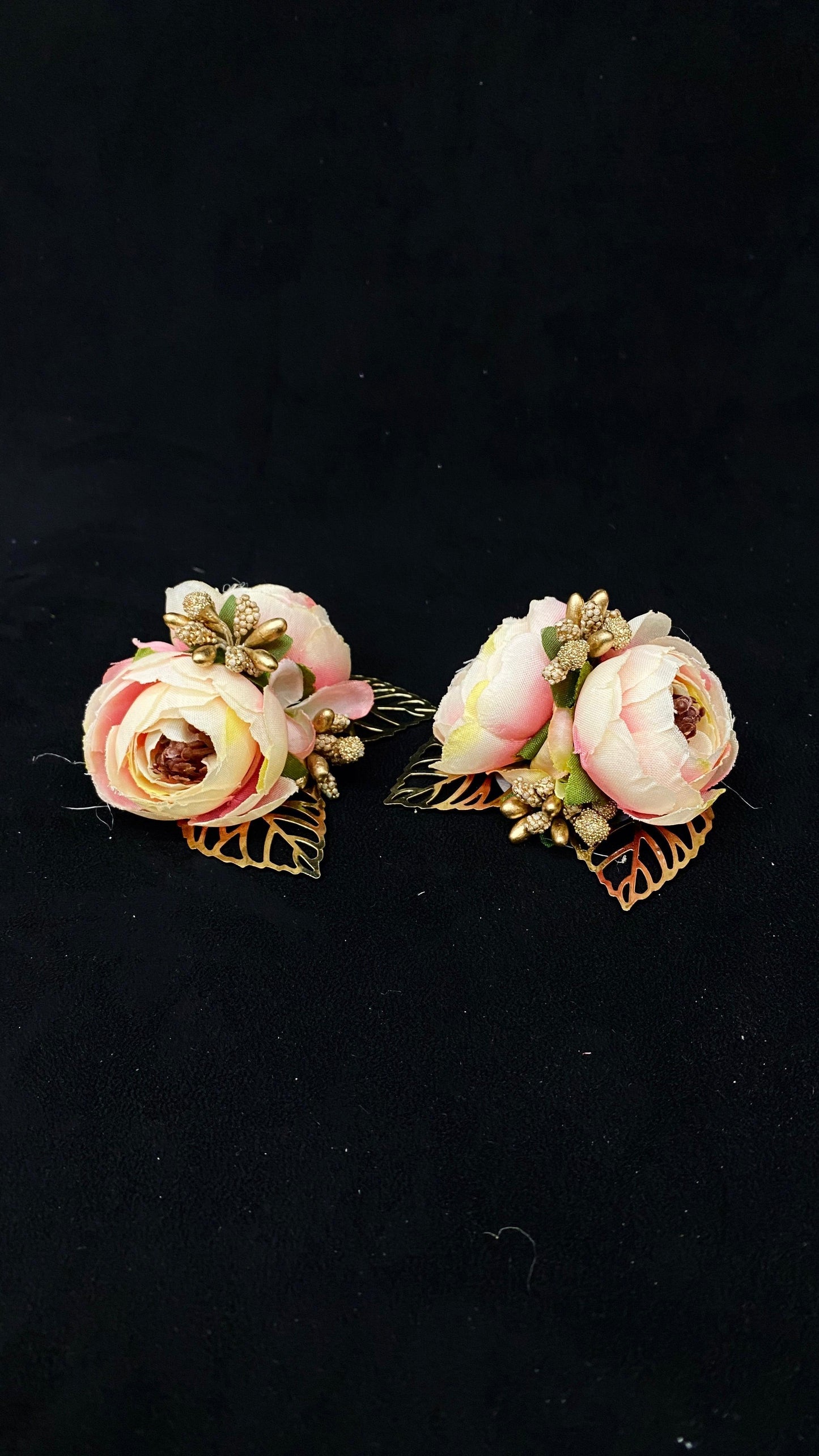 IVORY-RED DUAL COLOUR PEONY FLOWER BROOCH