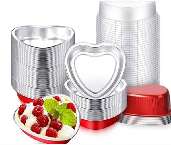 Red Heart-Shaped Aluminum Foil Baking Cups with Lids –Disposable Cake Molds | HEART FOIL BAKE&SERVE WITH LID