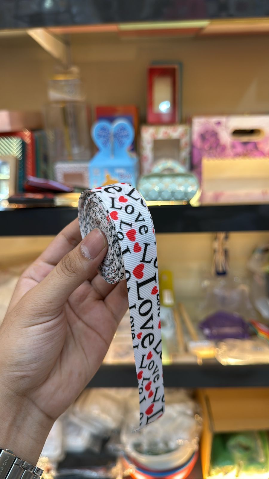 LOVE VALENTINES RIBBON