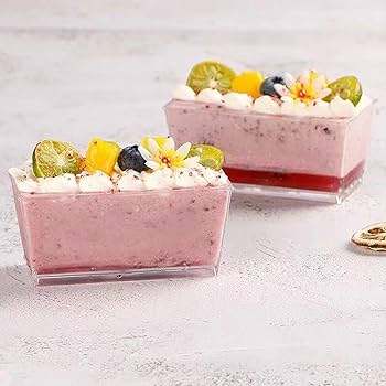 Clear Rectangular Dessert Cups with Lid – Ideal for Pudding, Mousse, Ice Cream & More