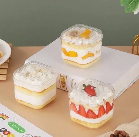 Acrylic Crystal Clear Square Dessert Container with Lid – 300ml
