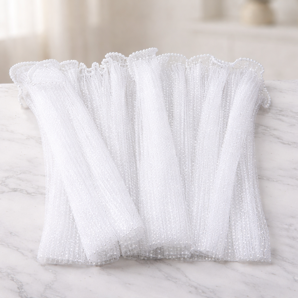 White Glitter Mesh Flower Wrapping Sheet with White Dot Texture & Pearl Edge Finish – 28 cm × 3.5 m | Wedding & Gift Bouquet Wrap