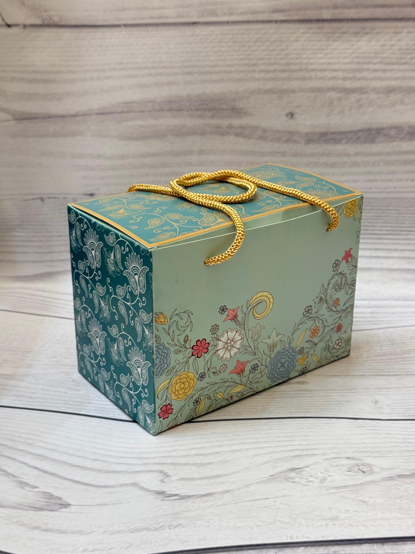 Festive 2 Jar Window Bag with Rope Handle – Premium Gifting Packaging